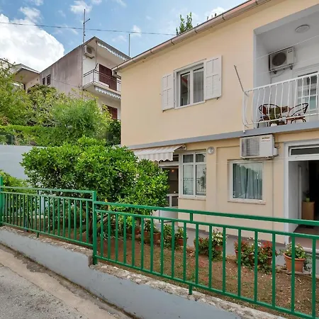 Ivan Apartament *