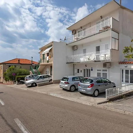 Apartament Ivan