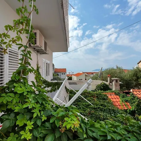 Apartament Ivan *